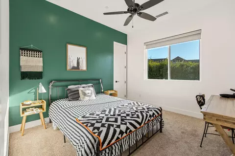 Bedroom - 131 N Anderson Rd #B, Exeter, CA 93221 photo 7 of 10