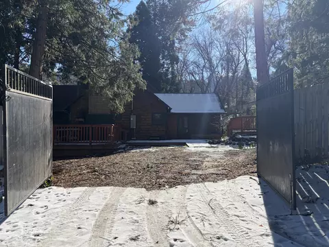 Exterior - 45787 Guhl Ave, Posey, CA 93260 photo 5 of 24