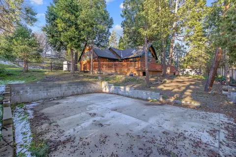 Exterior - 45787 Guhl Ave, Posey, CA 93260 photo 10 of 24