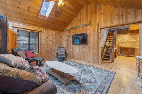 Living - 45787 Guhl Ave, Posey, CA 93260 photo 2 of 3