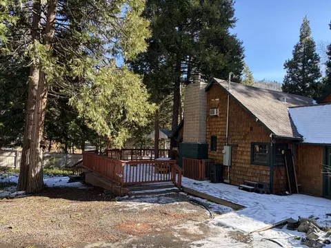 Exterior - 45787 Guhl Ave, Posey, CA 93260 photo 2 of 24