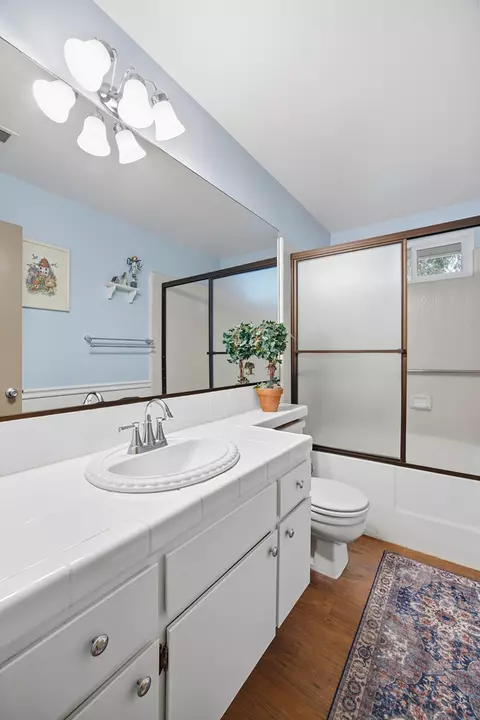 Bath - 1515 E Castlecrest Ave, Visalia, CA 93292 photo 1 of 4