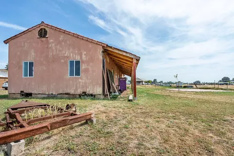Exterior - 2803 Sharon Blvd, Madera, CA 93638 photo 5 of 10