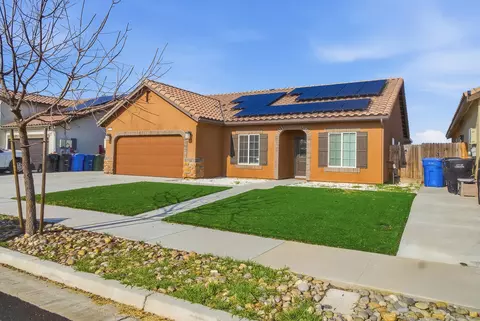 636 Castellina St, Lemoore, CA 93245