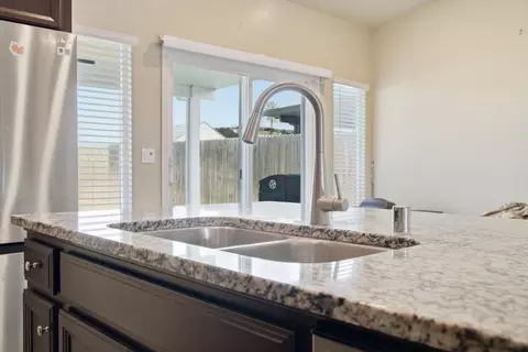 Kitchen - 636 Castellina St, Lemoore, CA 93245 photo 2 of 2