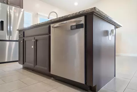 Kitchen - 636 Castellina St, Lemoore, CA 93245 photo 1 of 2