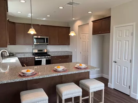 Kitchen - 941 E Harter Dr, Visalia, CA 93292 photo 3 of 3