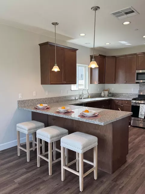 Kitchen - 941 E Harter Dr, Visalia, CA 93292 photo 1 of 3