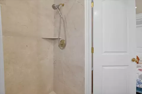 Bath - 57 Carmel Ave, Salinas, CA 93901 photo 3 of 8