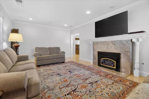 Living - 57 Carmel Ave, Salinas, CA 93901 photo 2 of 4