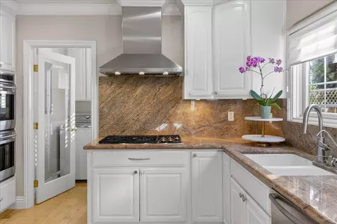 Kitchen - 57 Carmel Ave, Salinas, CA 93901 photo 2 of 3
