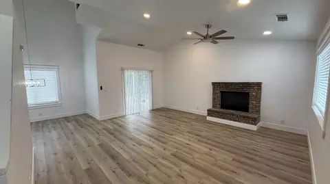 Living - 653 Alpha St, Tulare, CA 93274 photo 4 of 4