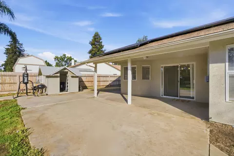Exterior - 416 Jesse St, Exeter, CA 93221 photo 6 of 9