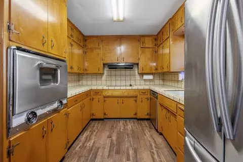 479 E Sandra Ave, Tulare, CA 93274 photo 12