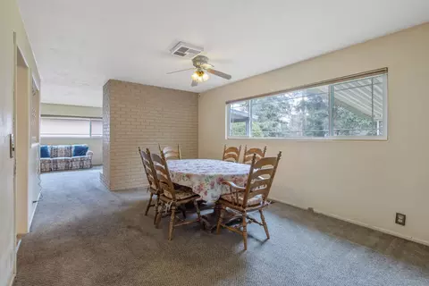 479 E Sandra Ave, Tulare, CA 93274 photo 17