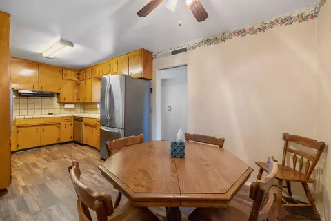479 E Sandra Ave, Tulare, CA 93274 photo 9