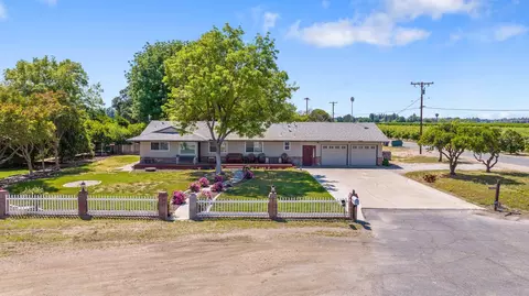 Exterior - 29979 Rd 196, Exeter, CA 93221 photo 15 of 24