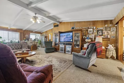 Living - 29979 Rd 196, Exeter, CA 93221 photo 3 of 4