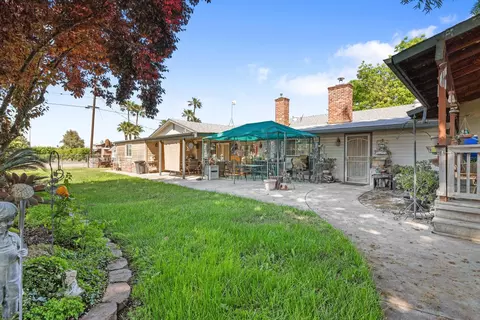 Exterior - 29979 Rd 196, Exeter, CA 93221 photo 14 of 24