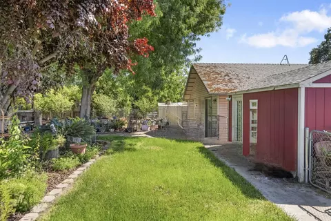 Exterior - 29979 Rd 196, Exeter, CA 93221 photo 7 of 24