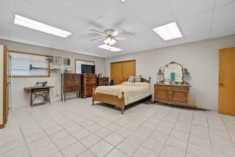 Bedroom - 29979 Rd 196, Exeter, CA 93221 photo 1 of 3