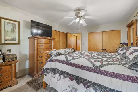 Bedroom - 29979 Rd 196, Exeter, CA 93221 photo 2 of 3