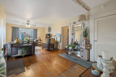 Other - 457 W Maple St, Exeter, CA 93221 photo 2 of 3