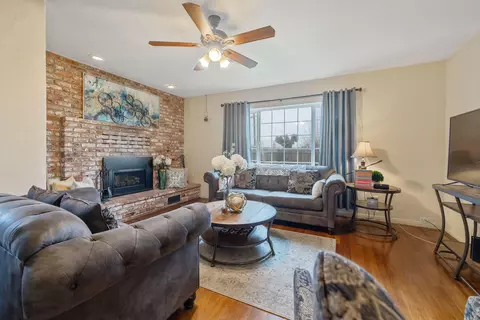 Living - 457 W Maple St, Exeter, CA 93221 photo 2 of 2