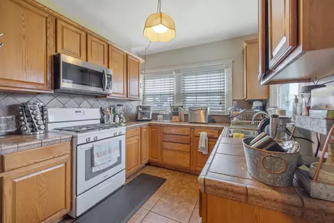 Kitchen - 457 W Maple St, Exeter, CA 93221 photo 1 of 2