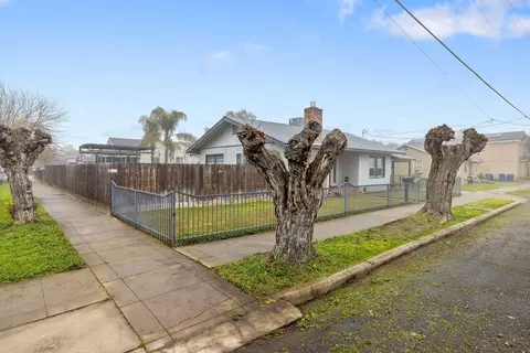 Exterior - 457 W Maple St, Exeter, CA 93221 photo 2 of 5