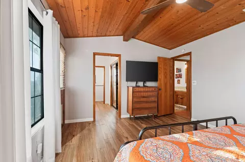 Bedroom - 17799 Avenue 280 #B, Exeter, CA 93221 photo 4 of 4