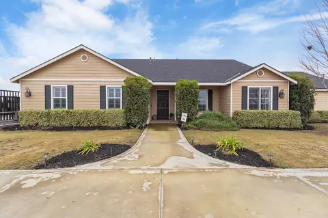 28020 Rd 148, Visalia, CA 93292