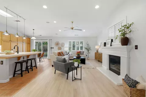 Living - 5547 W Modoc Ave, Visalia, CA 93291 photo 1 of 4