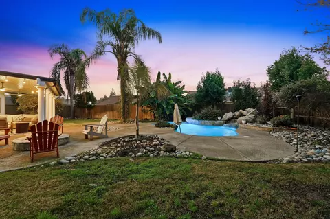 Exterior - 3728 E Stapp Ct, Visalia, CA 93292 photo 24 of 27