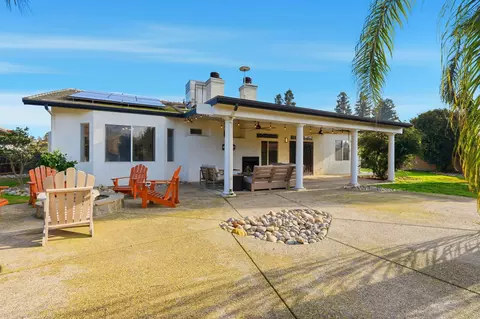 Exterior - 3728 E Stapp Ct, Visalia, CA 93292 photo 19 of 27