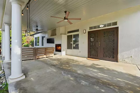 Exterior - 3728 E Stapp Ct, Visalia, CA 93292 photo 14 of 27