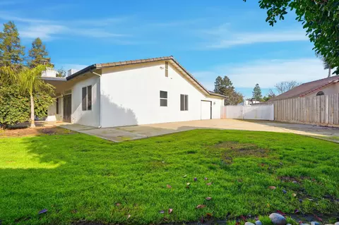 Exterior - 3728 E Stapp Ct, Visalia, CA 93292 photo 22 of 27