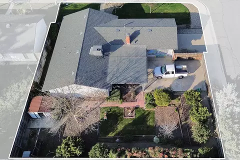2415 E Feemster Ave, Visalia, CA 93292 photo 10