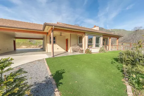 Exterior - 43433 Kaweah River Dr, Three Rivers, CA 93271 photo 6 of 18