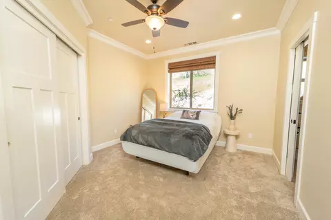 Bedroom - 43433 Kaweah River Dr, Three Rivers, CA 93271 photo 4 of 7