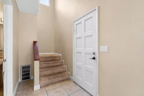 Entry Way - 1217 E Ferguson Ave, Visalia, CA 93292 photo 1 of 2