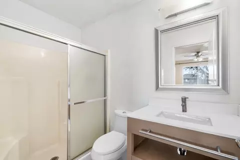 Bath - 1217 E Ferguson Ave, Visalia, CA 93292 photo 1 of 3
