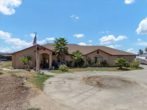 15084 18 12 Ave, Lemoore, CA 93245