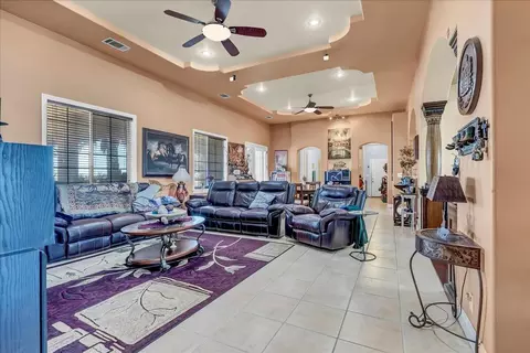 Living - 15084 18 12 Ave, Lemoore, CA 93245 photo 3 of 5