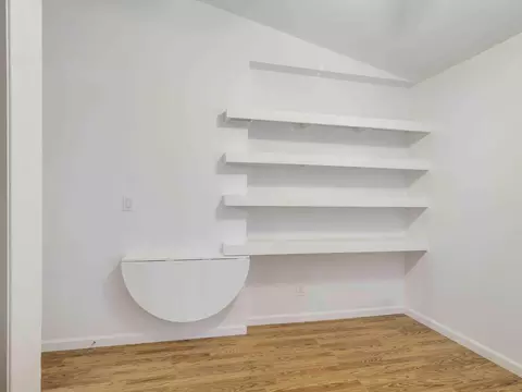 Living - 1507 E Vassar Dr, Visalia, CA 93292 photo 2 of 5