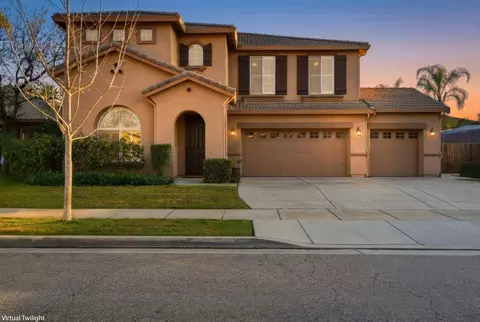 3205 W Perez Ave, Visalia, CA 93291
