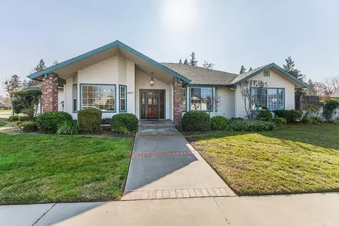 1415 W Riverglen Ave, Reedley, CA 93654