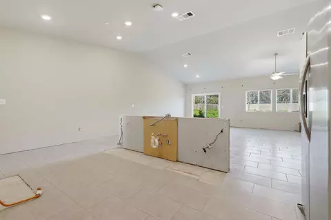 Kitchen - 3646 E Meadow Ct, Visalia, CA 93292 photo 1 of 1