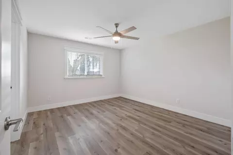 Bedroom - 2072 E Olive Way, Dinuba, CA 93618 photo 2 of 4