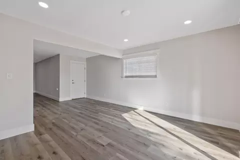 Living - 2072 E Olive Way, Dinuba, CA 93618 photo 8 of 8
